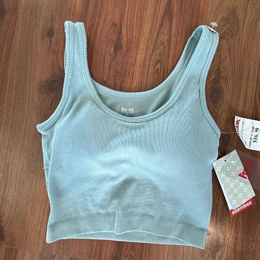NWT Pro Fit seafoam green ribbed sports top fitness top XS Marshalls